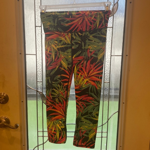 Fabletics Pants - Tropical XXS leggings
